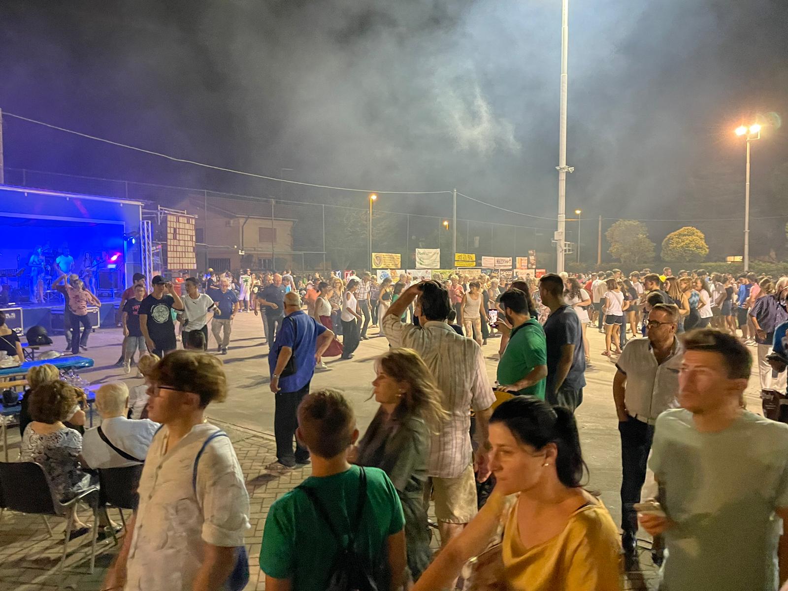 La Sagra de San Piero fa il pienone, più di duemila alla tombola finale